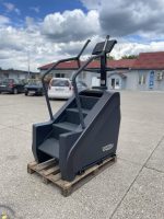 Technogym Excite+ 1000 LED ClimbMill - Slika 2